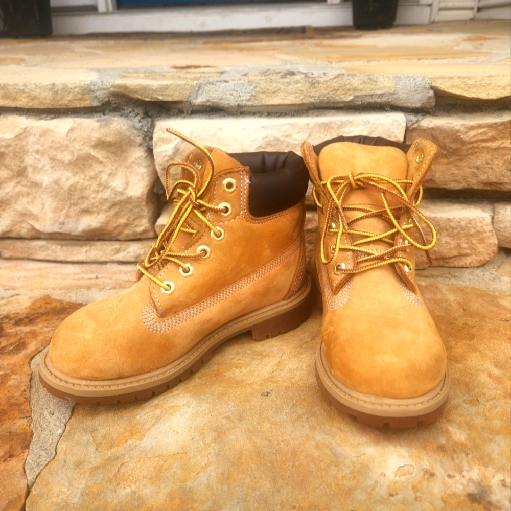 Tan Lace-Up Timberland Boots Kids Size 13